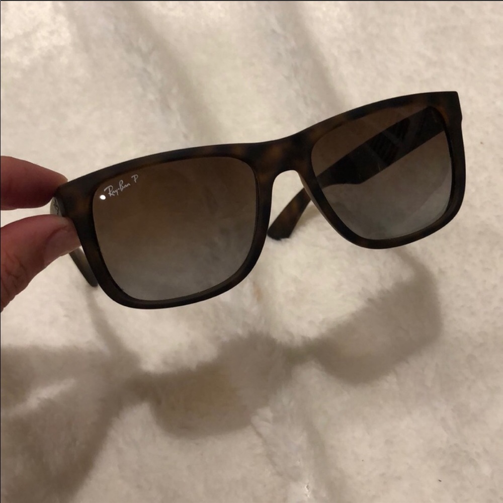 RAY BAN polarized sunglasses